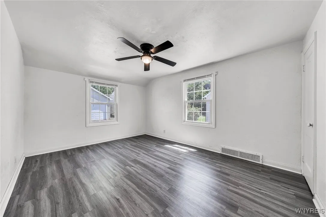 Second unit - Bedroom