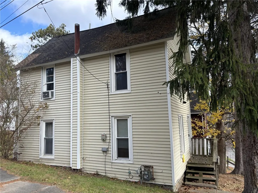 57 Ravine Street, Hornell, New York 14843, Hornell, New York 14843, 2 Bedrooms Bedrooms, 6 Rooms Rooms,1 BathroomBathrooms,Residential,For Sale,57 Ravine Street, Hornell, New York 14843,R1618348