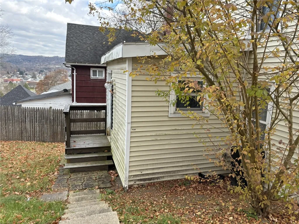 57 Ravine Street, Hornell, New York 14843, Hornell, New York 14843, 2 Bedrooms Bedrooms, 6 Rooms Rooms,1 BathroomBathrooms,Residential,For Sale,57 Ravine Street, Hornell, New York 14843,R1618348