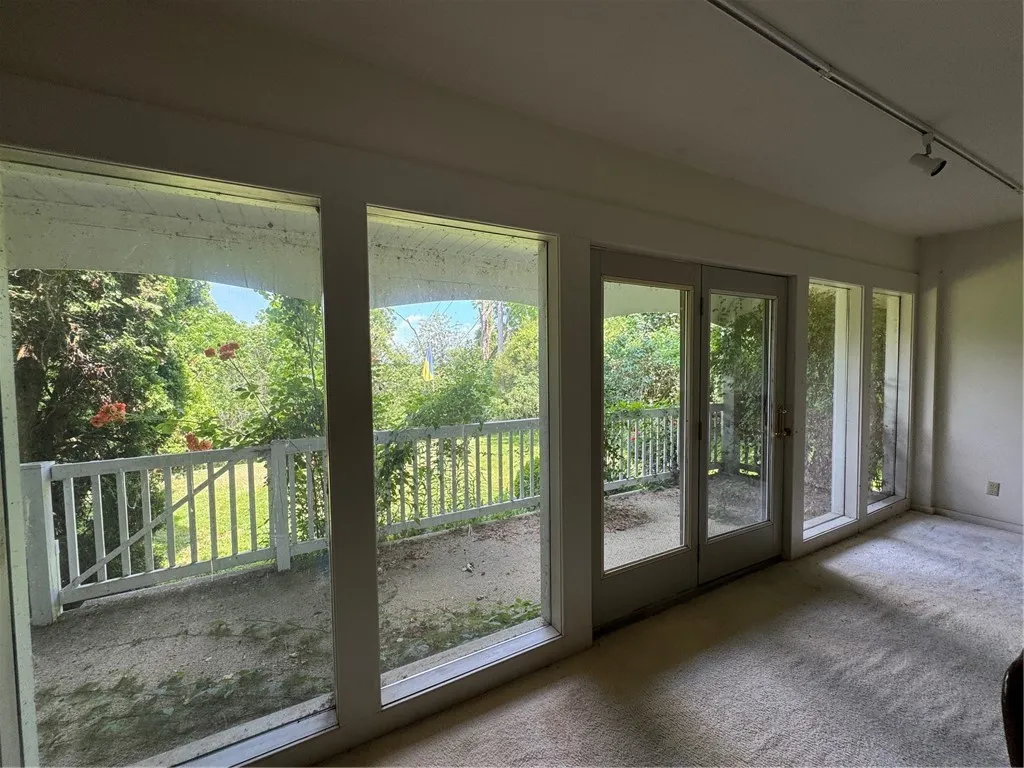 4794 State Route 14 Highway, Geneva-town, New York, Geneva Town, New York 14456, 3 Bedrooms Bedrooms, 9 Rooms Rooms,3 BathroomsBathrooms,Residential,For Sale,4794 State Route 14 Highway, Geneva-town, New York,R1618335