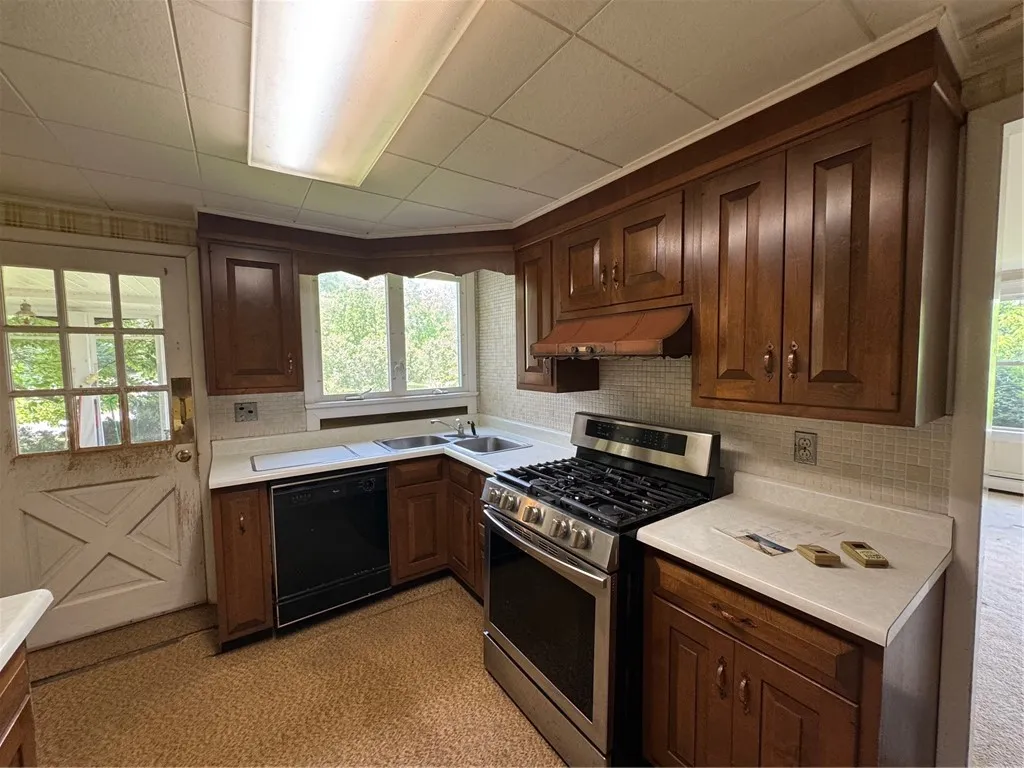 4794 State Route 14 Highway, Geneva-town, New York, Geneva Town, New York 14456, 3 Bedrooms Bedrooms, 9 Rooms Rooms,3 BathroomsBathrooms,Residential,For Sale,4794 State Route 14 Highway, Geneva-town, New York,R1618335