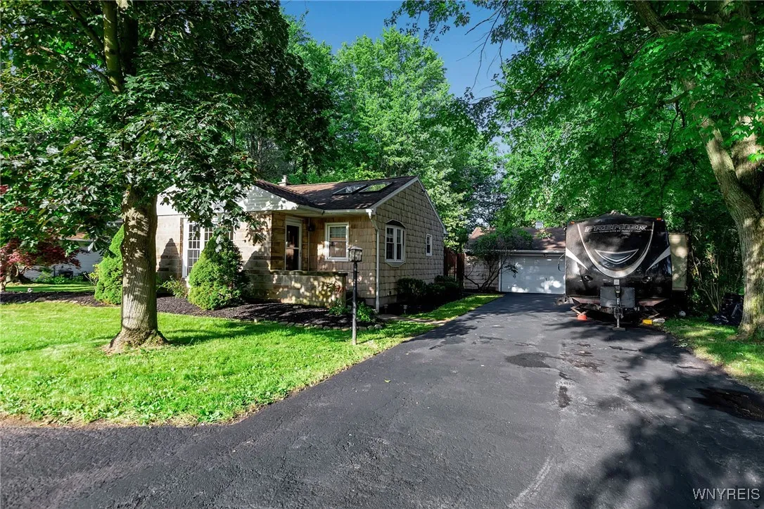 1465 Hopkins Road, Amherst, New York 14221, Amherst, New York 14221, 3 Bedrooms Bedrooms, 8 Rooms Rooms,2 BathroomsBathrooms,Residential,Closed,1465 Hopkins Road, Amherst, New York 14221,0,B1617794