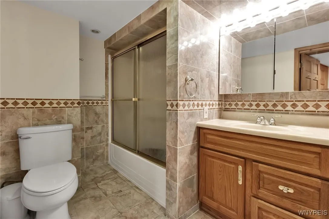 1465 Hopkins Road, Amherst, New York 14221, Amherst, New York 14221, 3 Bedrooms Bedrooms, 8 Rooms Rooms,2 BathroomsBathrooms,Residential,Closed,1465 Hopkins Road, Amherst, New York 14221,0,B1617794