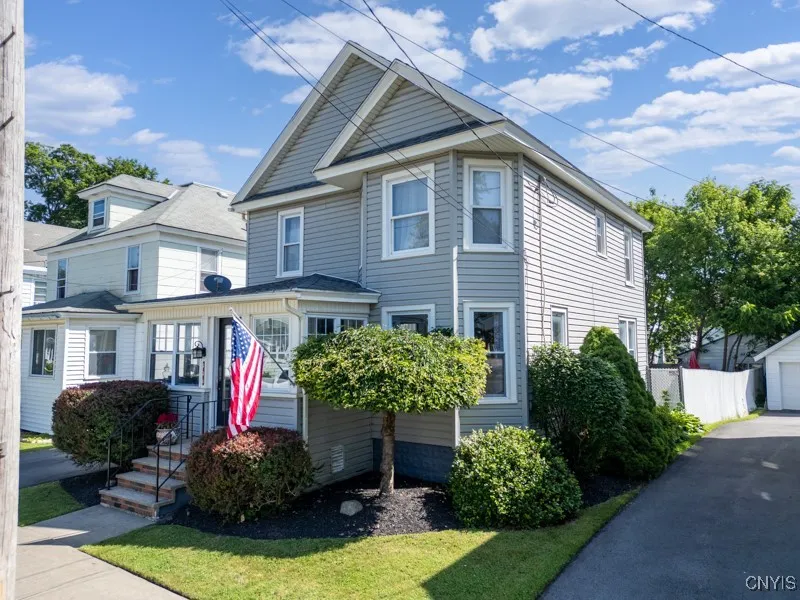 334 Gray St, Herkimer, New York 13350, Herkimer, New York 13350, 4 Bedrooms Bedrooms, 9 Rooms Rooms,1 BathroomBathrooms,Residential,Closed,334 Gray St, Herkimer, New York 13350,S1618385