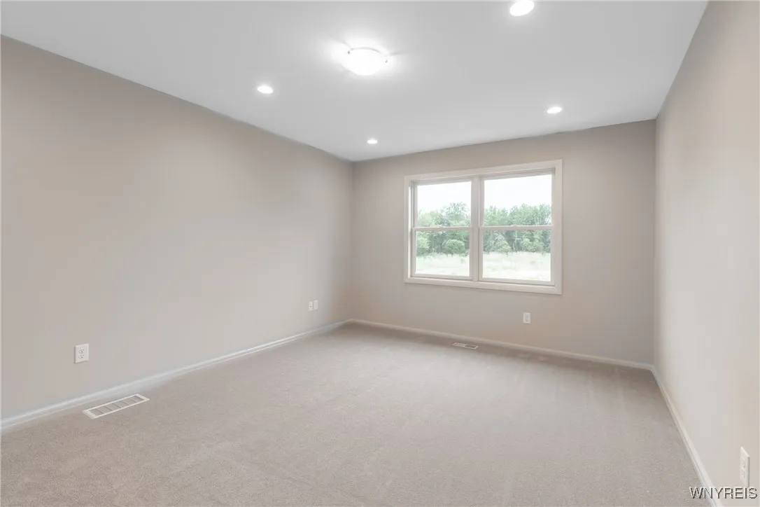 30 Essex Woods Lane B, Amherst, New York 14228, Amherst, New York 14228, 3 Bedrooms Bedrooms, 7 Rooms Rooms,2 BathroomsBathrooms,Residential,For Sale,30 Essex Woods Lane B, Amherst, New York 14228,B1618148
