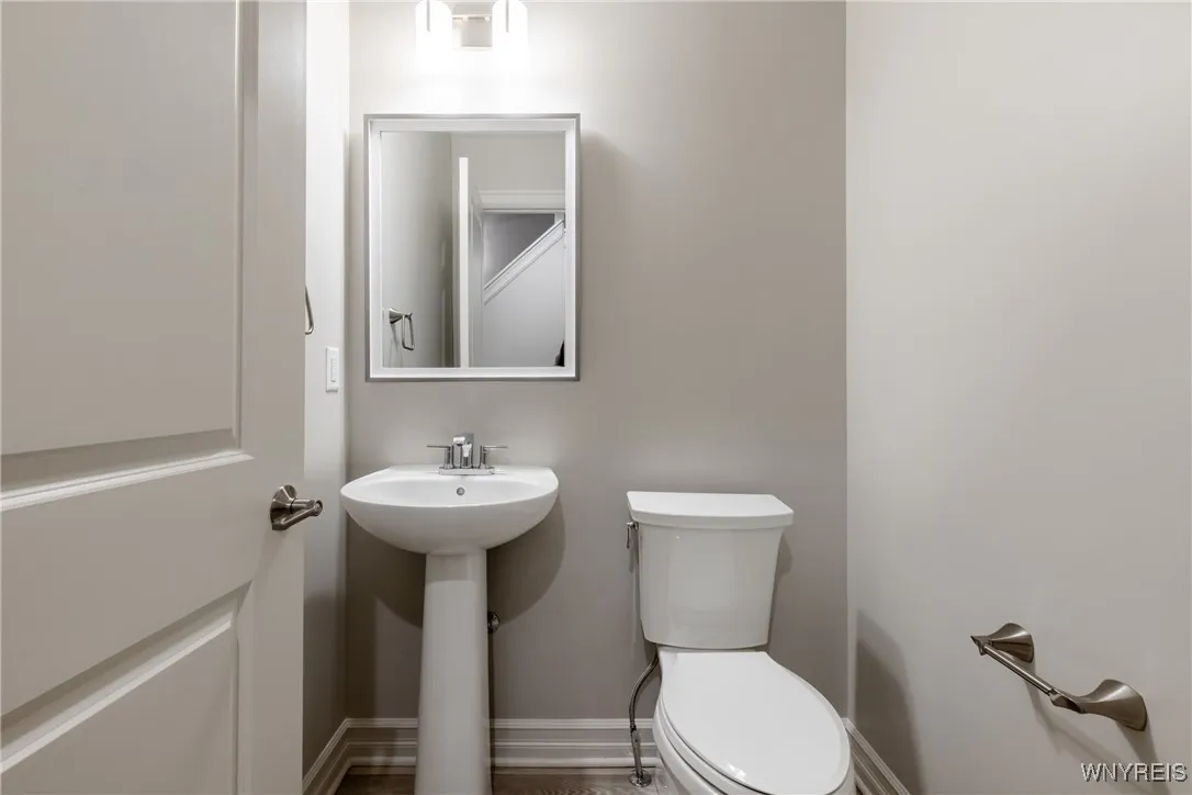 30 Essex Woods Lane B, Amherst, New York 14228, Amherst, New York 14228, 3 Bedrooms Bedrooms, 7 Rooms Rooms,2 BathroomsBathrooms,Residential,For Sale,30 Essex Woods Lane B, Amherst, New York 14228,B1618148