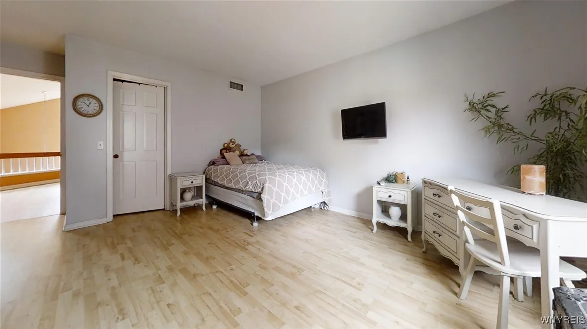 6097 Wellesley Common, Clarence, New York 14051, Clarence, New York 14051, 3 Bedrooms Bedrooms, 7 Rooms Rooms,2 BathroomsBathrooms,Residential,Closed,6097 Wellesley Common, Clarence, New York 14051,0,B1617902