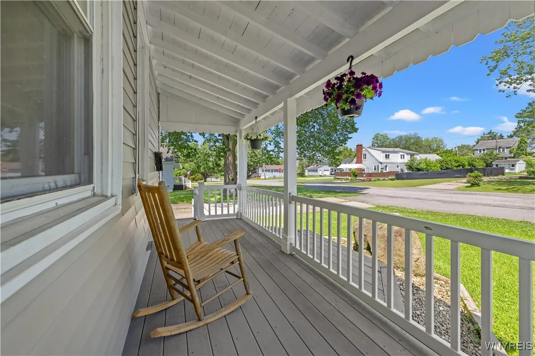 3576 James Street, Hamburg, New York 14219, Hamburg, New York 14219, 2 Bedrooms Bedrooms, 6 Rooms Rooms,1 BathroomBathrooms,Residential,Closed,3576 James Street, Hamburg, New York 14219,0,B1617647
