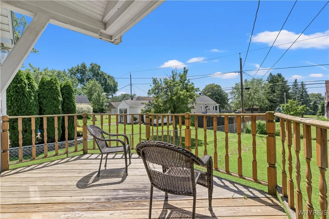 3576 James Street, Hamburg, New York 14219, Hamburg, New York 14219, 2 Bedrooms Bedrooms, 6 Rooms Rooms,1 BathroomBathrooms,Residential,Closed,3576 James Street, Hamburg, New York 14219,0,B1617647