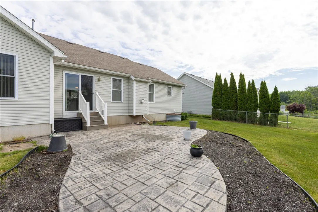 204 Westcombe Park, Henrietta, New York 14586, Henrietta, New York 14586, 4 Bedrooms Bedrooms, 10 Rooms Rooms,3 BathroomsBathrooms,Residential,Closed,204 Westcombe Park, Henrietta, New York 14586,0,R1603059