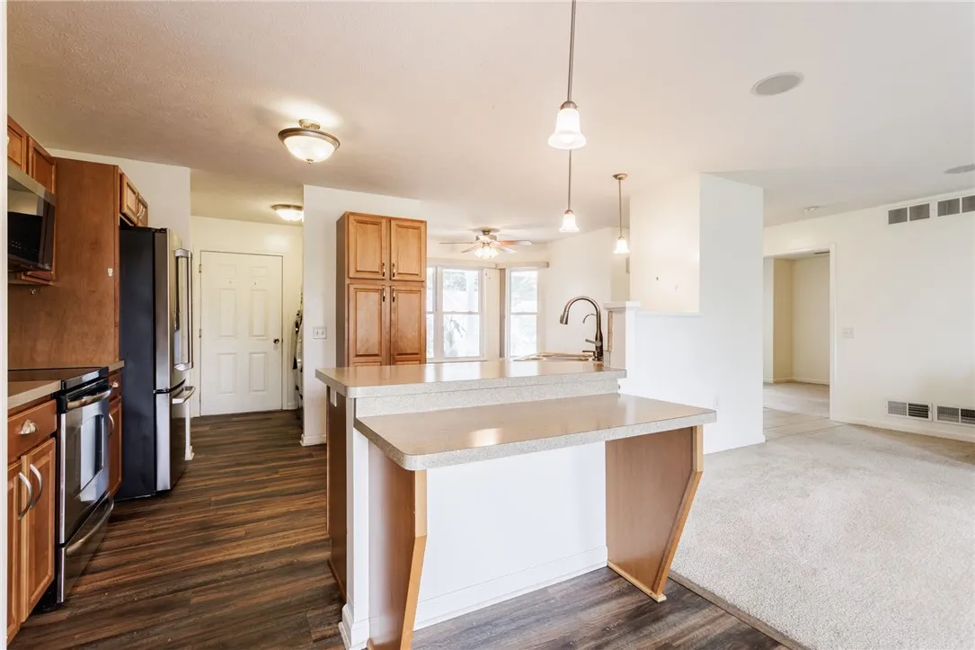 204 Westcombe Park, Henrietta, New York 14586, Henrietta, New York 14586, 4 Bedrooms Bedrooms, 10 Rooms Rooms,3 BathroomsBathrooms,Residential,Closed,204 Westcombe Park, Henrietta, New York 14586,0,R1603059