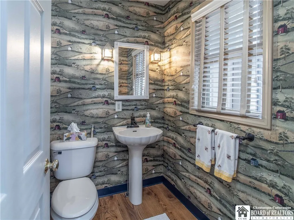 First floor 1/5 bath