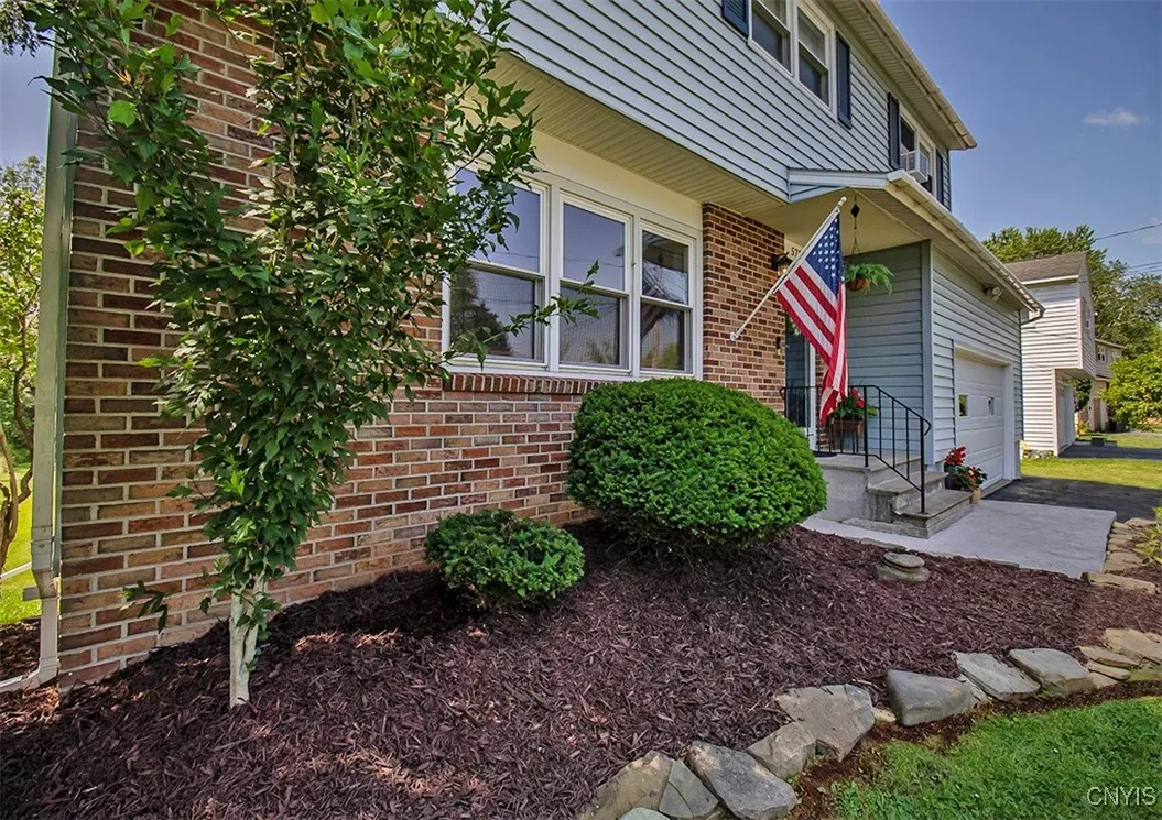 Welcome home! Easy landscaping