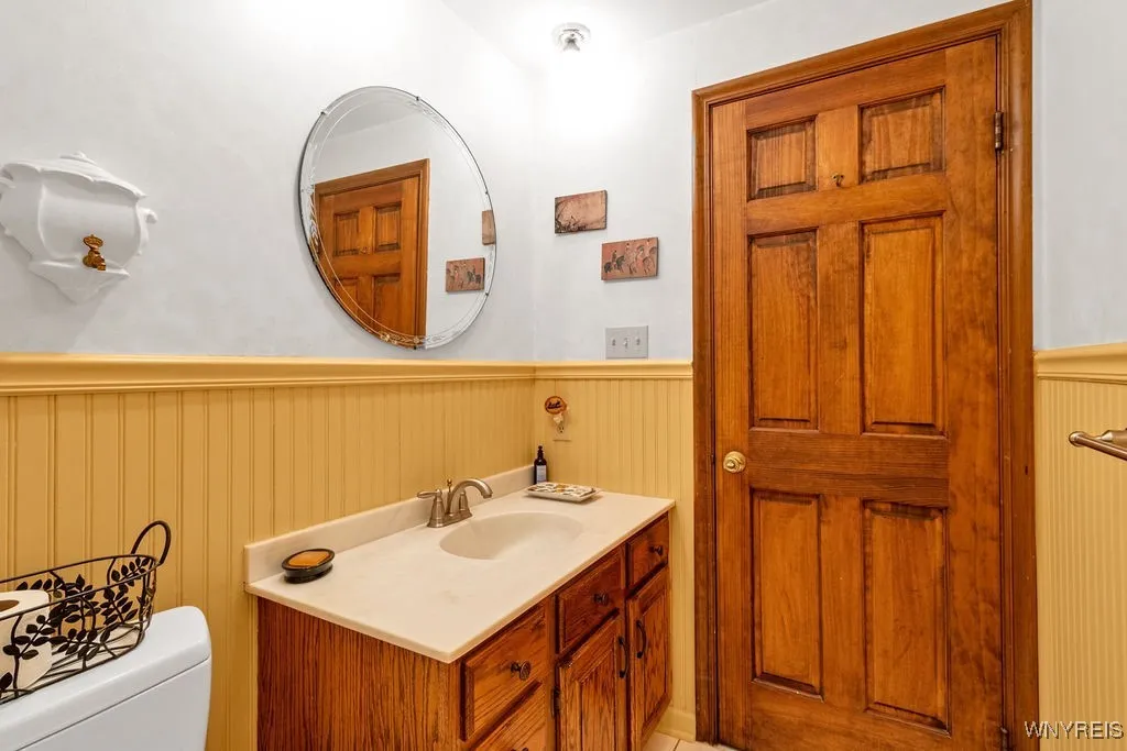 1581 North Forest Road, Amherst, New York 14221, Amherst, New York 14221, 3 Bedrooms Bedrooms, 9 Rooms Rooms,2 BathroomsBathrooms,Residential,Closed,1581 North Forest Road, Amherst, New York 14221,B1618320