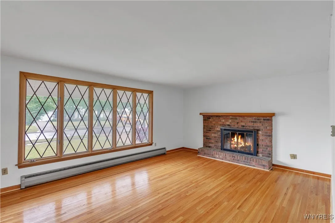 32 Rumson Road, Amherst, New York 14228, Amherst, New York 14228, 4 Bedrooms Bedrooms, 7 Rooms Rooms,1 BathroomBathrooms,Residential,For Sale,32 Rumson Road, Amherst, New York 14228,B1618132