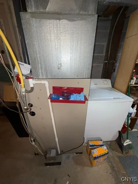 4050 Elmcrest Road, Salina, New York 13090, Salina, New York 13090, 4 Bedrooms Bedrooms, 13 Rooms Rooms,3 BathroomsBathrooms,Residential,Closed,4050 Elmcrest Road, Salina, New York 13090,0,S1618431