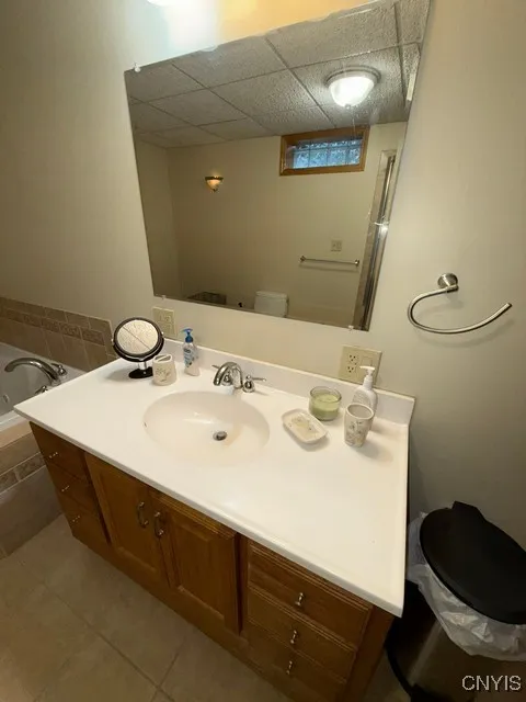 4050 Elmcrest Road, Salina, New York 13090, Salina, New York 13090, 4 Bedrooms Bedrooms, 13 Rooms Rooms,3 BathroomsBathrooms,Residential,Closed,4050 Elmcrest Road, Salina, New York 13090,0,S1618431