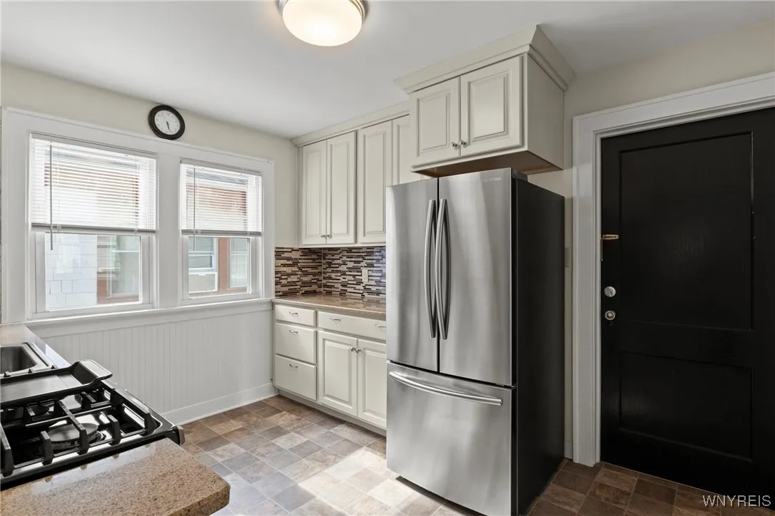 532 Linden Avenue, Buffalo, New York 14216, Buffalo, New York 14216, 6 Bedrooms Bedrooms, ,2 BathroomsBathrooms,Residential,Closed,532 Linden Avenue, Buffalo, New York 14216,0,B1618391