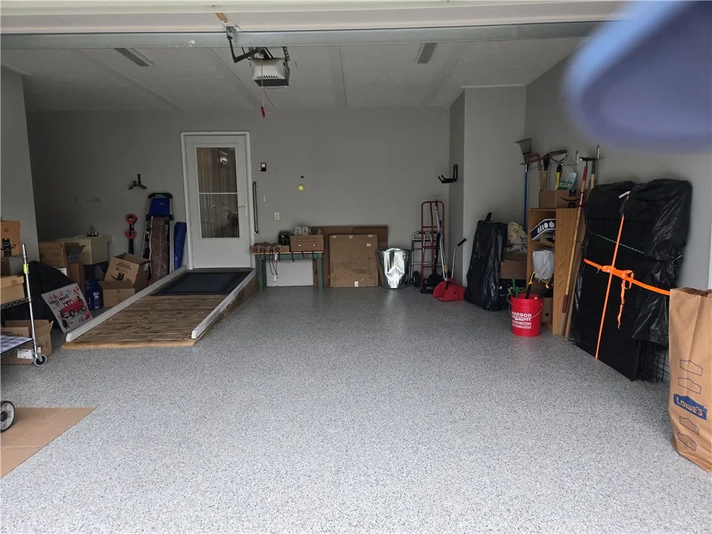 118 Stewart Place, Canandaigua, New York 14424, Canandaigua City, New York 14424, 2 Bedrooms Bedrooms, 4 Rooms Rooms,1 BathroomBathrooms,Residential,Closed,118 Stewart Place, Canandaigua, New York 14424,R1618415