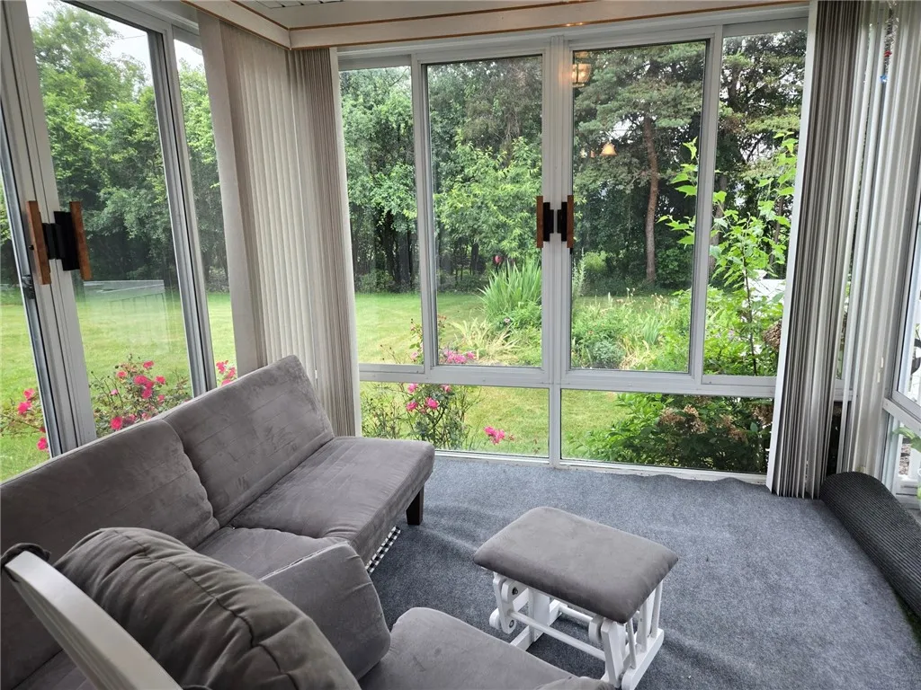 118 Stewart Place, Canandaigua, New York 14424, Canandaigua City, New York 14424, 2 Bedrooms Bedrooms, 4 Rooms Rooms,1 BathroomBathrooms,Residential,Closed,118 Stewart Place, Canandaigua, New York 14424,R1618415