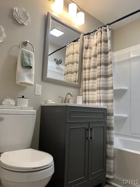 1547 Mohawk Street, Utica, New York 13501, Utica, New York 13501, 6 Bedrooms Bedrooms, ,2 BathroomsBathrooms,Residential,Closed,1547 Mohawk Street, Utica, New York 13501,S1618399