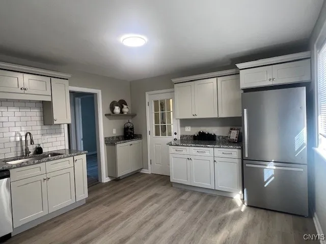 1547 Mohawk Street, Utica, New York 13501, Utica, New York 13501, 6 Bedrooms Bedrooms, ,2 BathroomsBathrooms,Residential,Closed,1547 Mohawk Street, Utica, New York 13501,S1618399