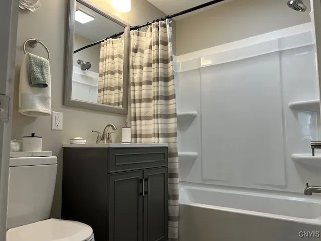 1547 Mohawk Street, Utica, New York 13501, Utica, New York 13501, 6 Bedrooms Bedrooms, ,2 BathroomsBathrooms,Residential,Closed,1547 Mohawk Street, Utica, New York 13501,S1618399