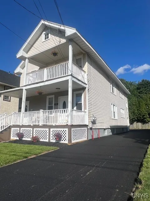1547 Mohawk Street, Utica, New York 13501, Utica, New York 13501, 6 Bedrooms Bedrooms, ,2 BathroomsBathrooms,Residential,Closed,1547 Mohawk Street, Utica, New York 13501,S1618399