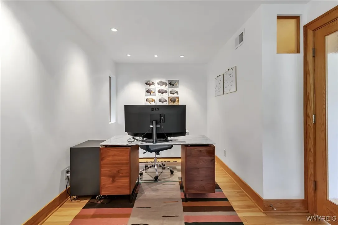 7 Lebrun Circle, Amherst, New York 14226, Amherst, New York 14226, 4 Bedrooms Bedrooms, 13 Rooms Rooms,3 BathroomsBathrooms,Residential,Closed,7 Lebrun Circle, Amherst, New York 14226,0,B1618268 7 Lebrun Circle, Amherst, New York 14226, Amherst, New York 14226, 4 Bedrooms Bedrooms, 13 Rooms Rooms,3 BathroomsBathrooms,Residential,Closed,7 Lebrun Circle, Amherst, New York 14226,0,B1618268