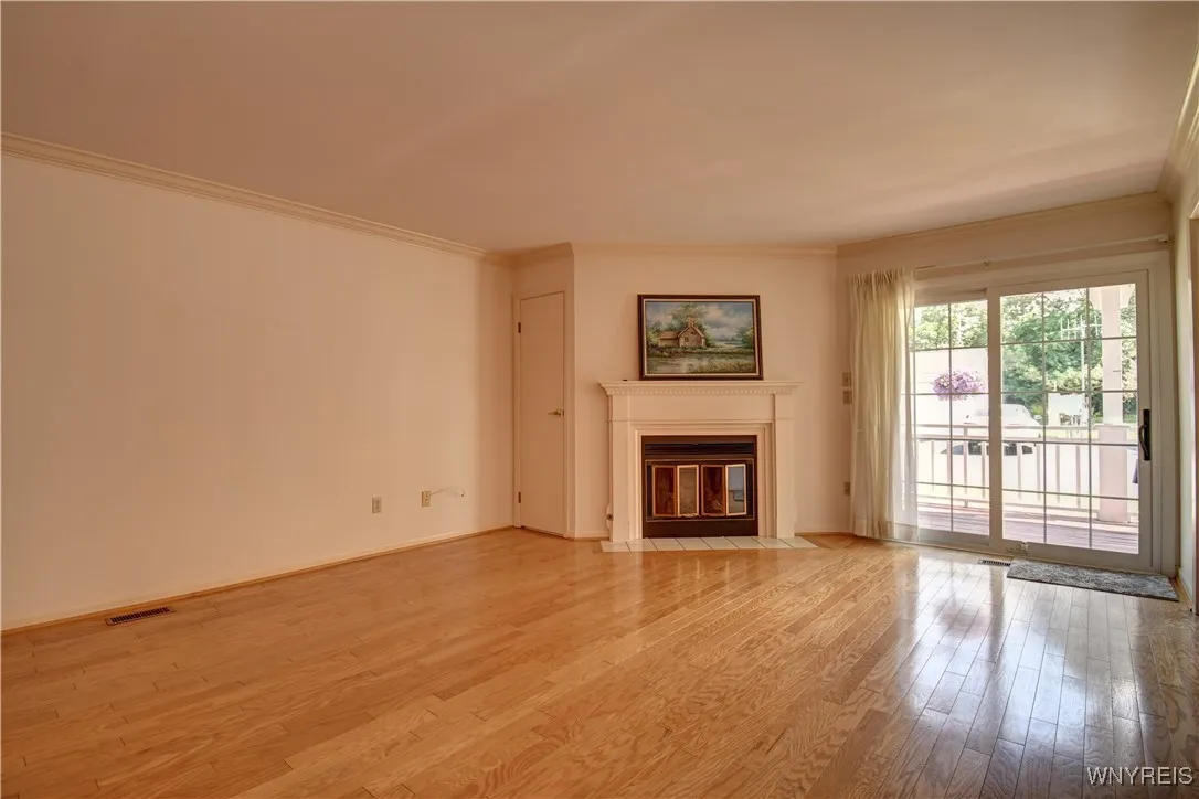 1175 Youngs Road C, Amherst, New York 14221, Amherst, New York 14221, 2 Bedrooms Bedrooms, 6 Rooms Rooms,2 BathroomsBathrooms,Residential,Closed,1175 Youngs Road C, Amherst, New York 14221,0,B1618257