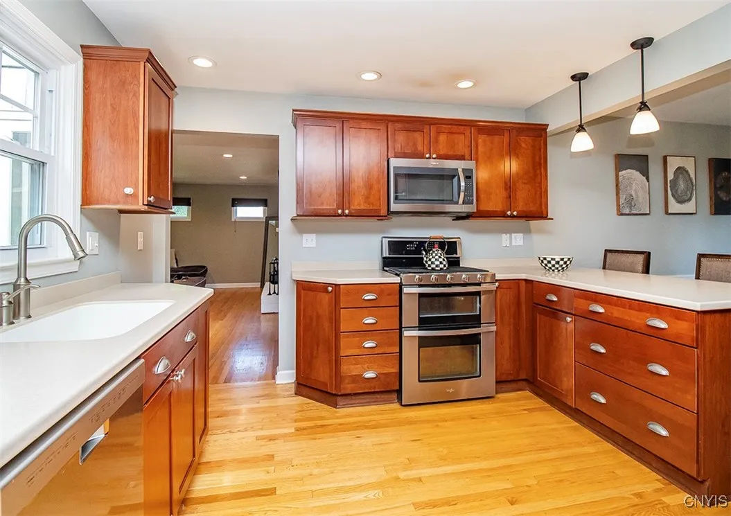 123 Brookside Lane, Manlius, New York 13066, Manlius, New York 13066, 3 Bedrooms Bedrooms, 7 Rooms Rooms,2 BathroomsBathrooms,Residential,Closed,123 Brookside Lane, Manlius, New York 13066,0,S1618091