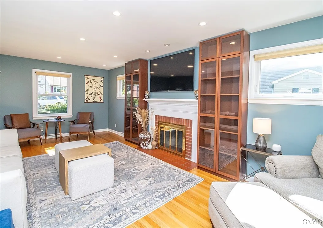 Sellers have not used this fireplace...