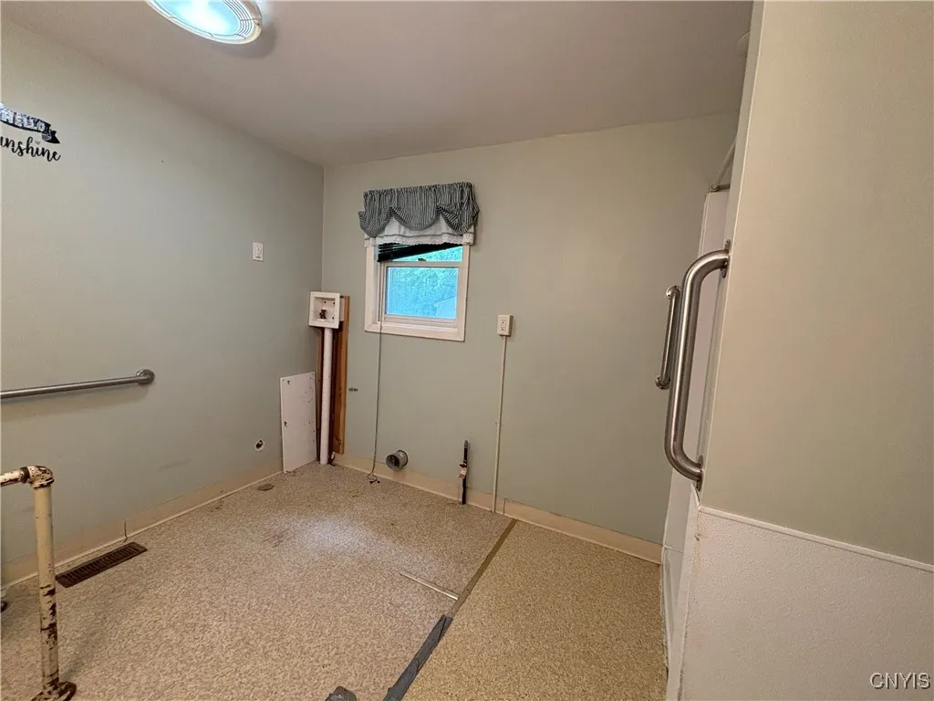 108 North St Street, Richland, New York 13142, Richland, New York 13142, 5 Bedrooms Bedrooms, 7 Rooms Rooms,2 BathroomsBathrooms,Residential,For Sale,108 North St Street, Richland, New York 13142,S1618353