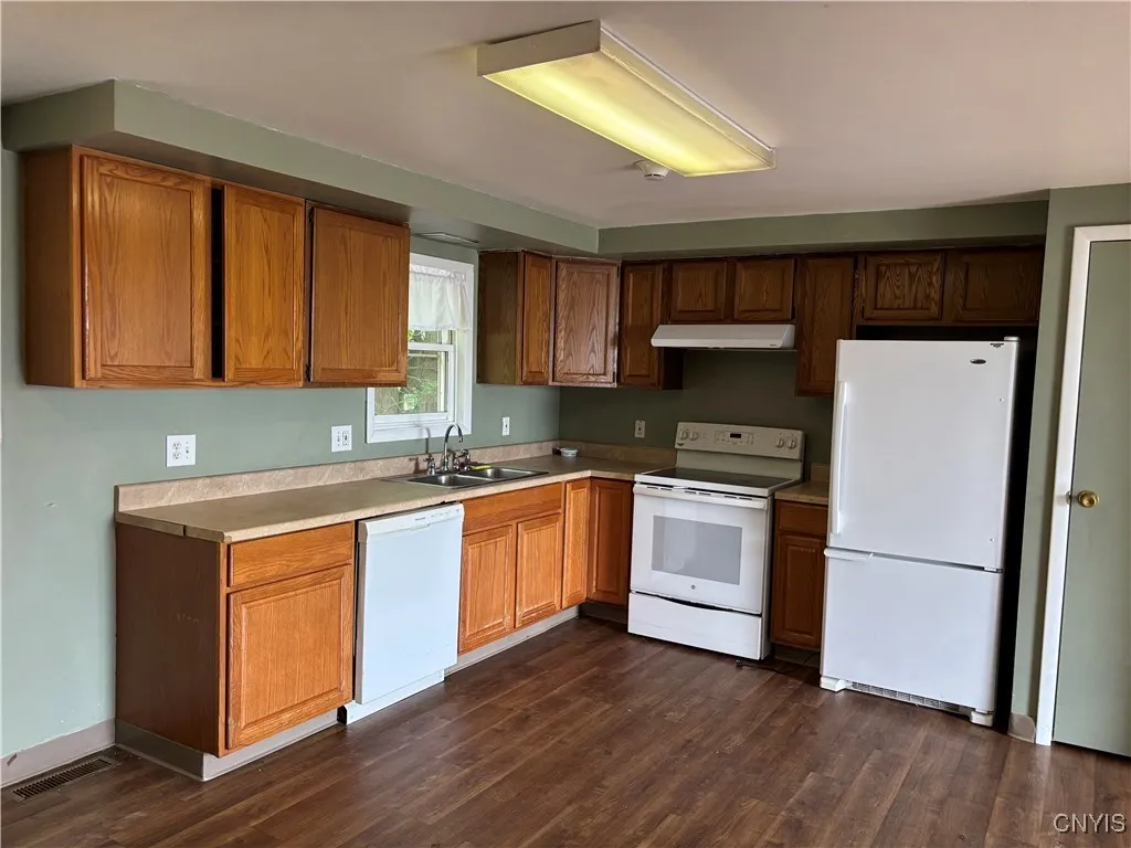 108 North St Street, Richland, New York 13142, Richland, New York 13142, 5 Bedrooms Bedrooms, 7 Rooms Rooms,2 BathroomsBathrooms,Residential,For Sale,108 North St Street, Richland, New York 13142,S1618353