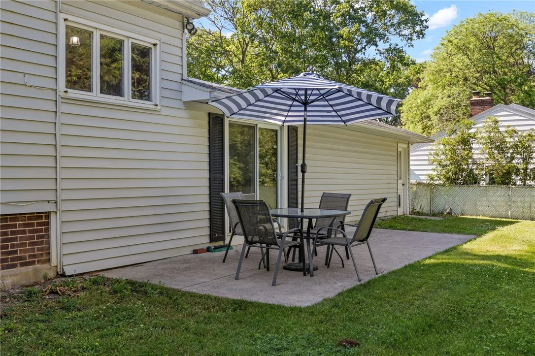 234 Pine Grove Avenue, Irondequoit, New York 14617, Irondequoit, New York 14617, 4 Bedrooms Bedrooms, 7 Rooms Rooms,2 BathroomsBathrooms,Residential,Closed,234 Pine Grove Avenue, Irondequoit, New York 14617,R1617890