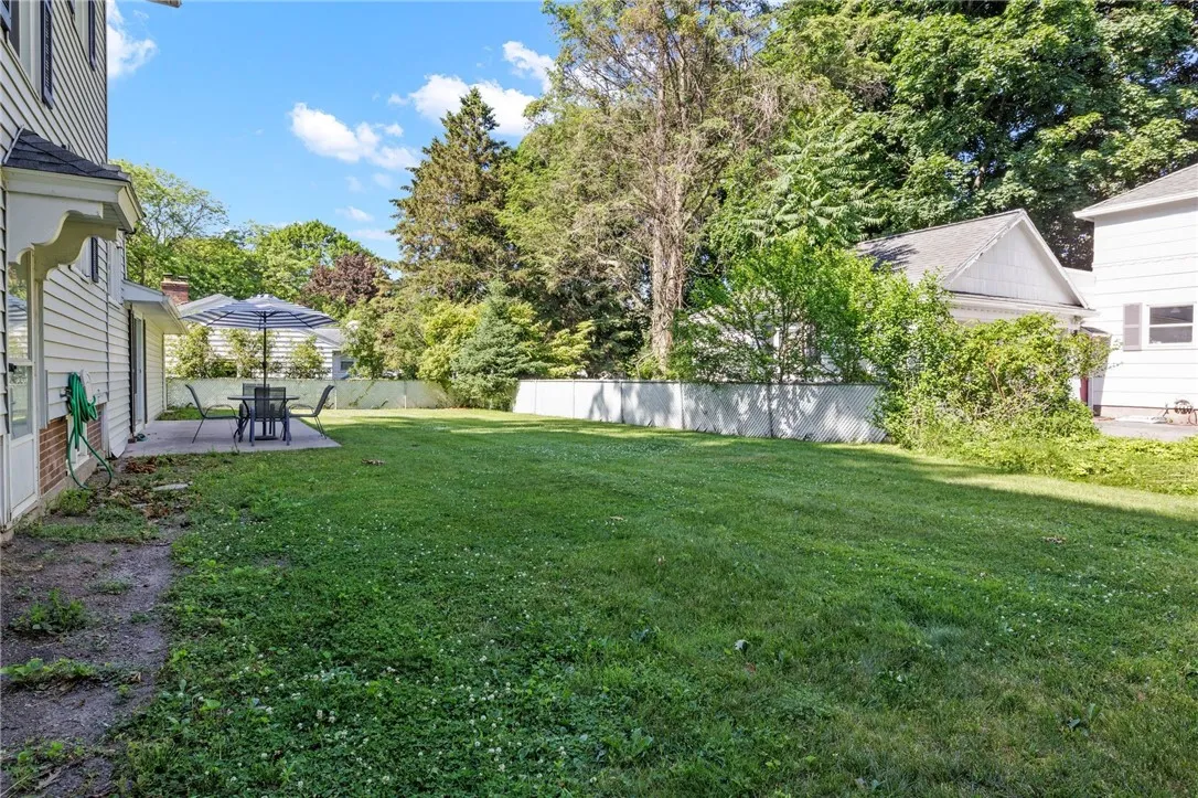 234 Pine Grove Avenue, Irondequoit, New York 14617, Irondequoit, New York 14617, 4 Bedrooms Bedrooms, 7 Rooms Rooms,2 BathroomsBathrooms,Residential,Closed,234 Pine Grove Avenue, Irondequoit, New York 14617,R1617890