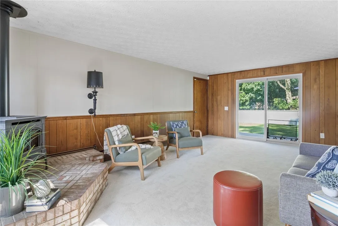 234 Pine Grove Avenue, Irondequoit, New York 14617, Irondequoit, New York 14617, 4 Bedrooms Bedrooms, 7 Rooms Rooms,2 BathroomsBathrooms,Residential,Closed,234 Pine Grove Avenue, Irondequoit, New York 14617,R1617890