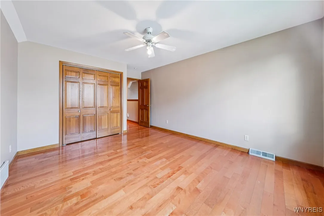 100 Hunt Club Circle, Amherst, New York 14051, Amherst, New York 14051, 4 Bedrooms Bedrooms, 10 Rooms Rooms,2 BathroomsBathrooms,Residential,Closed,100 Hunt Club Circle, Amherst, New York 14051,B1618464