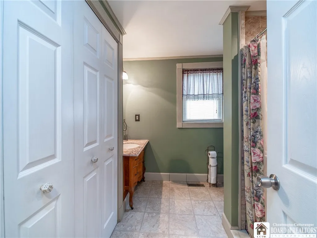 6295 Stockton Hartfield Road, Chautauqua, New York, Chautauqua, New York 14728, 3 Bedrooms Bedrooms, 10 Rooms Rooms,2 BathroomsBathrooms,Residential,Closed,6295 Stockton Hartfield Road, Chautauqua, New York,0,R1615854