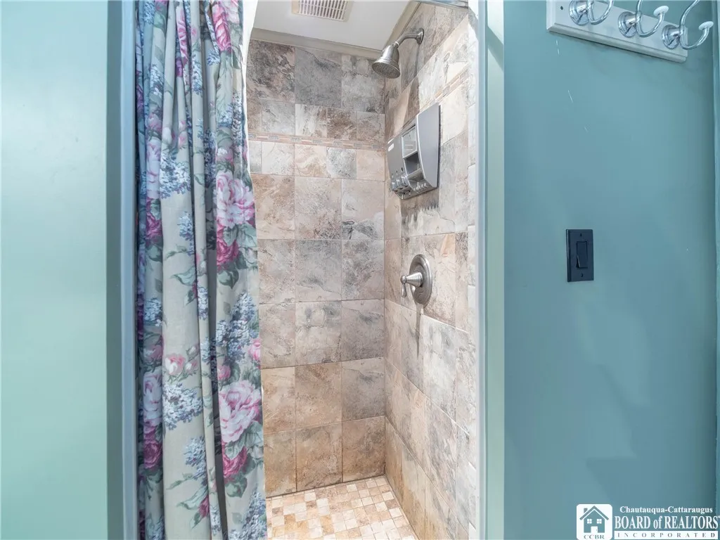 6295 Stockton Hartfield Road, Chautauqua, New York, Chautauqua, New York 14728, 3 Bedrooms Bedrooms, 10 Rooms Rooms,2 BathroomsBathrooms,Residential,Closed,6295 Stockton Hartfield Road, Chautauqua, New York,0,R1615854