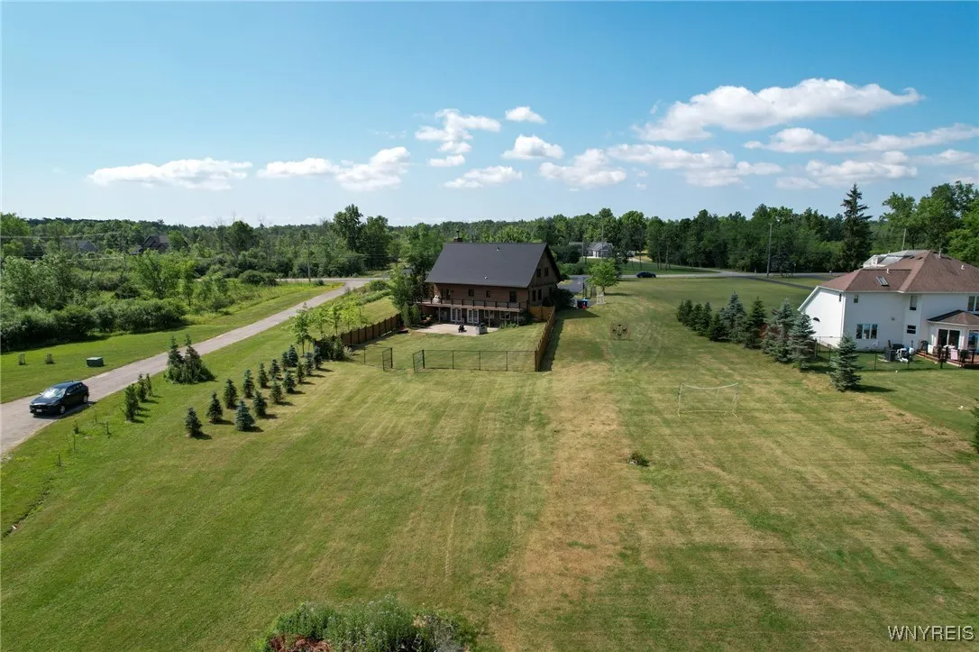 2637 Staley Road, Grand Island, New York 14072, Grand Island, New York 14072, 3 Bedrooms Bedrooms, ,3 BathroomsBathrooms,Residential,For Sale,2637 Staley Road, Grand Island, New York 14072,B1617825