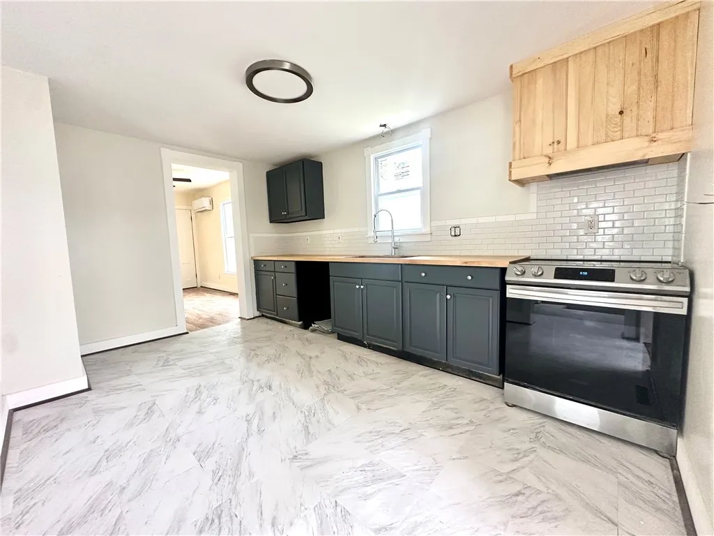 508 South Academy Street, Ridgeway, New York 14103, Ridgeway, New York 14103, 3 Bedrooms Bedrooms, 7 Rooms Rooms,1 BathroomBathrooms,Residential,Closed,508 South Academy Street, Ridgeway, New York 14103,0,R1618193