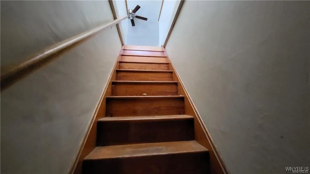 2047 Clinton Street, Buffalo, New York 14206, Buffalo, New York 14206, 5 Bedrooms Bedrooms, ,3 BathroomsBathrooms,Residential,For Sale,2047 Clinton Street, Buffalo, New York 14206,0,B1618153