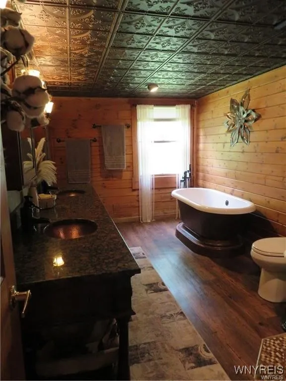 11050 Eden Road, North Collins, New York 14111, North Collins, New York 14111, 3 Bedrooms Bedrooms, 7 Rooms Rooms,2 BathroomsBathrooms,Residential,Closed,11050 Eden Road, North Collins, New York 14111,0,B1618473