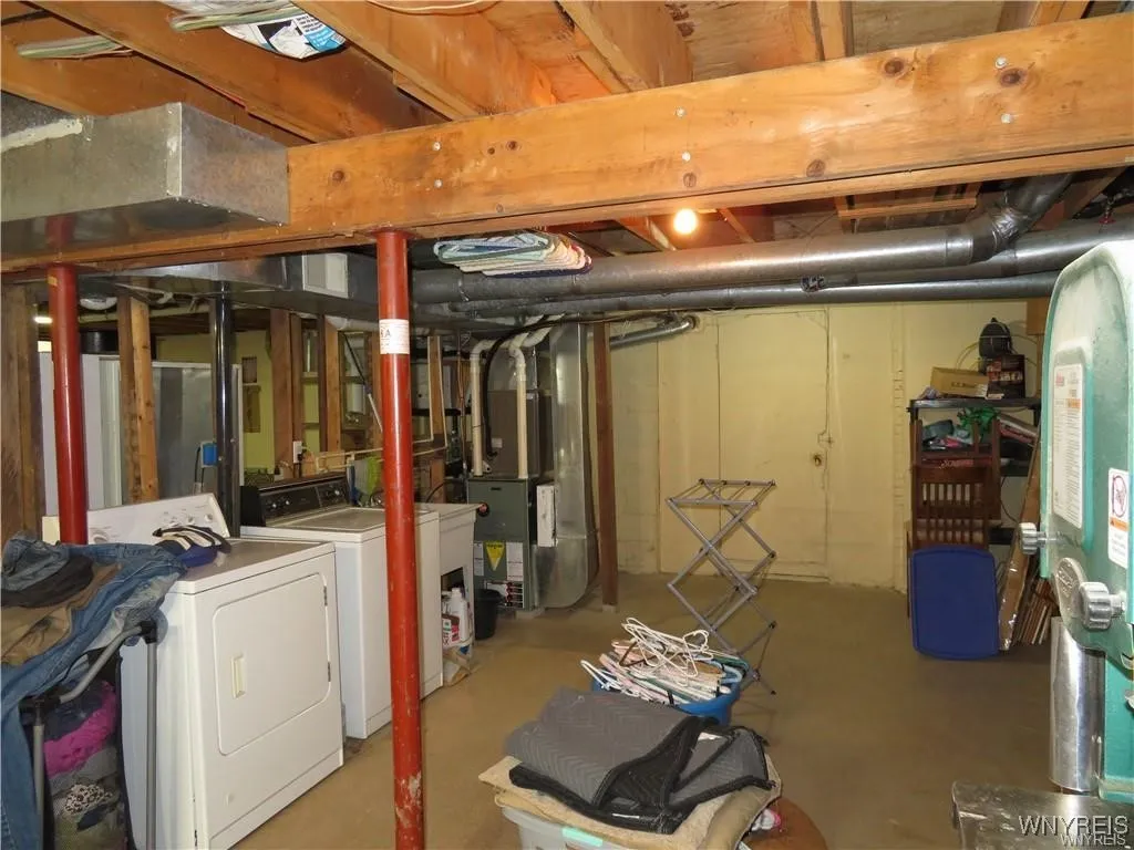 11050 Eden Road, North Collins, New York 14111, North Collins, New York 14111, 3 Bedrooms Bedrooms, 7 Rooms Rooms,2 BathroomsBathrooms,Residential,Closed,11050 Eden Road, North Collins, New York 14111,0,B1618473