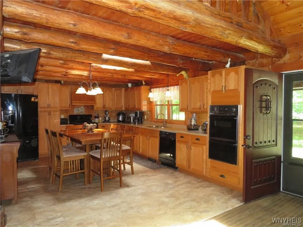 11050 Eden Road, North Collins, New York 14111, North Collins, New York 14111, 3 Bedrooms Bedrooms, 7 Rooms Rooms,2 BathroomsBathrooms,Residential,Closed,11050 Eden Road, North Collins, New York 14111,0,B1618473