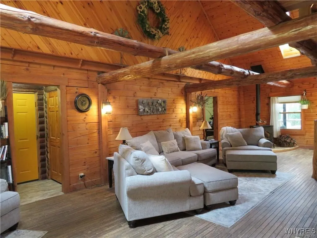 11050 Eden Road, North Collins, New York 14111, North Collins, New York 14111, 3 Bedrooms Bedrooms, 7 Rooms Rooms,2 BathroomsBathrooms,Residential,Closed,11050 Eden Road, North Collins, New York 14111,0,B1618473