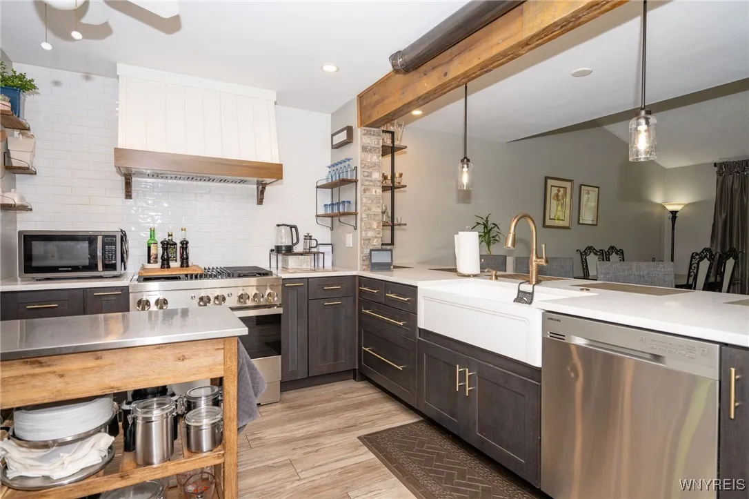 253 Old Oak Post Road, Amherst, New York 14051, Amherst, New York 14051, 3 Bedrooms Bedrooms, 7 Rooms Rooms,2 BathroomsBathrooms,Residential,Closed,253 Old Oak Post Road, Amherst, New York 14051,0,B1617720