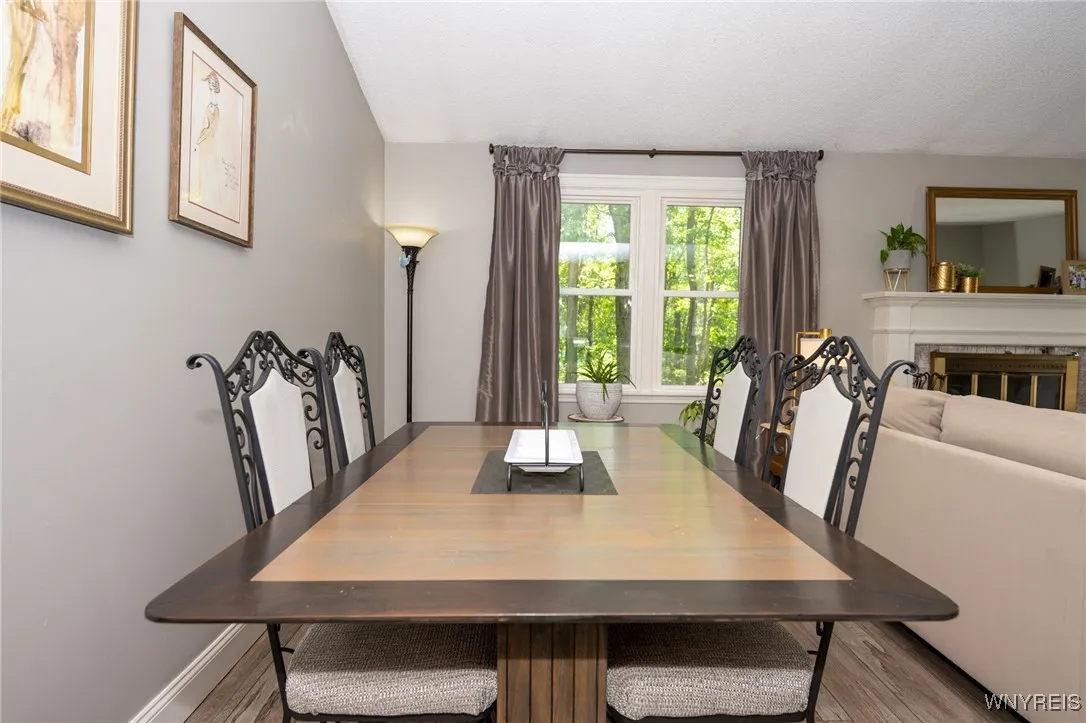 253 Old Oak Post Road, Amherst, New York 14051, Amherst, New York 14051, 3 Bedrooms Bedrooms, 7 Rooms Rooms,2 BathroomsBathrooms,Residential,Closed,253 Old Oak Post Road, Amherst, New York 14051,0,B1617720