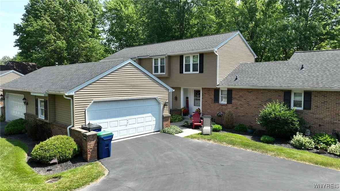 253 Old Oak Post Road, Amherst, New York 14051, Amherst, New York 14051, 3 Bedrooms Bedrooms, 7 Rooms Rooms,2 BathroomsBathrooms,Residential,Closed,253 Old Oak Post Road, Amherst, New York 14051,0,B1617720